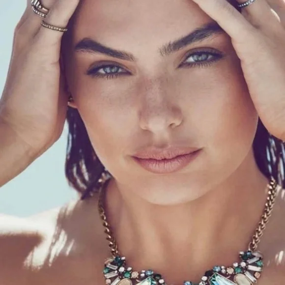 Chloe + Isabel Elegant Aquamarine Multicolor Statement Necklace. - Picture 3 of 4